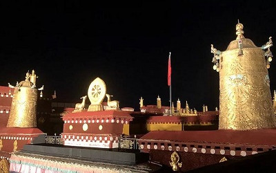 拉薩大昭寺夜景照明項(xiàng)目榮獲阿拉丁神燈獎(jiǎng)最佳工程獎(jiǎng)