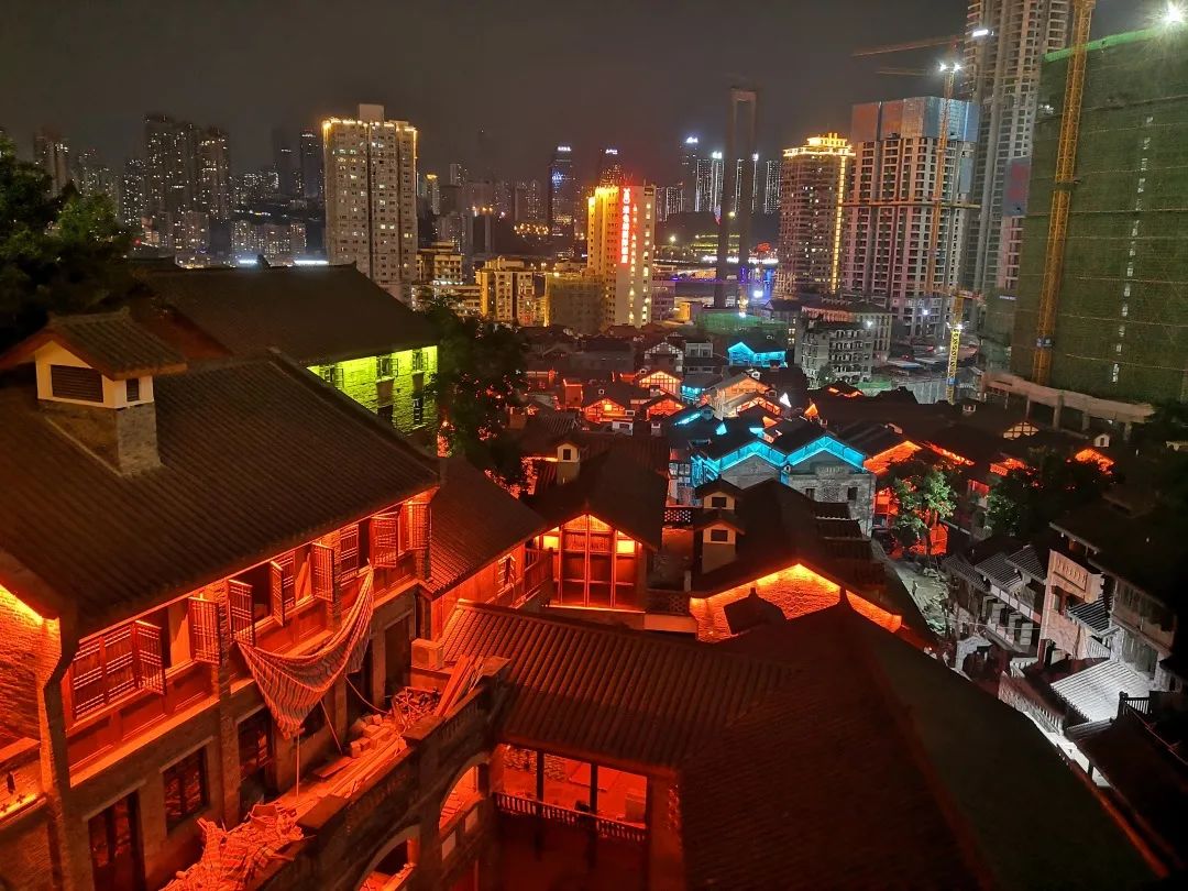 山城古街 盛裝歸來 | 9月30日，一起打卡重慶十八梯！